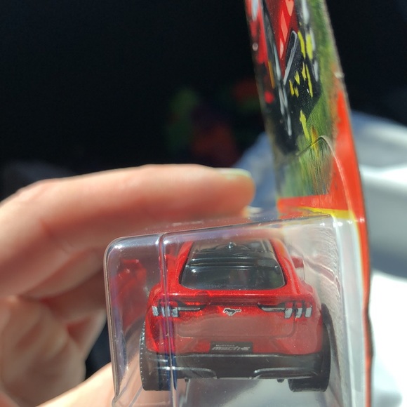 2021 Ford Mustang Mach-E - Picture 4 of 10